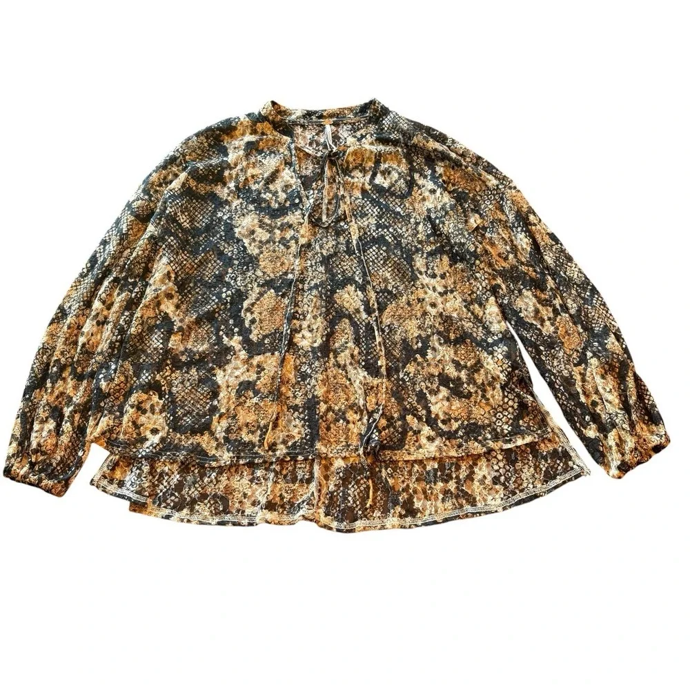 Free People Women's Size S Out For The Night Top Tunic Snake Print Drape‎ Hem